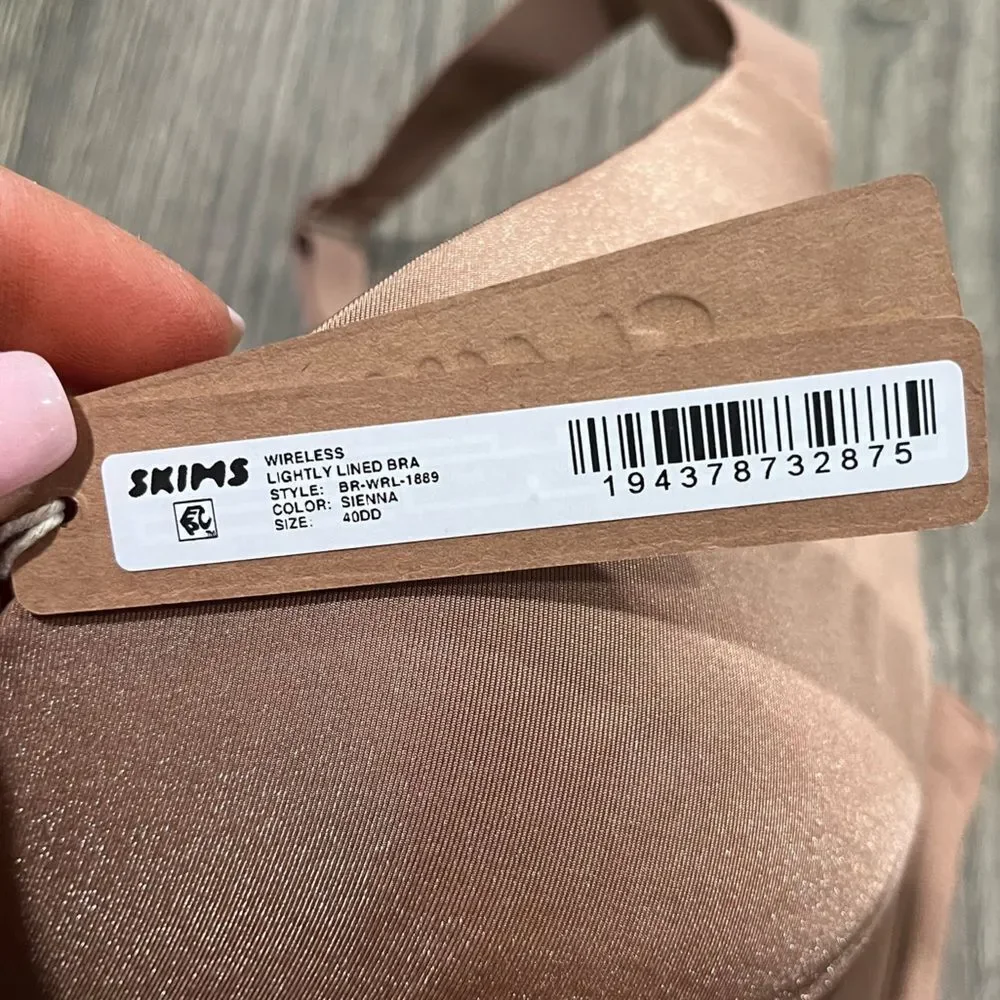 NWT Skims Wireless Form T Shirt Demi Bra Plunge Neckline Lined Sienna Size 40DD - Picture 6 of 6
